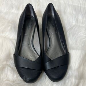 Elegant Dark Blue Women's Shoes